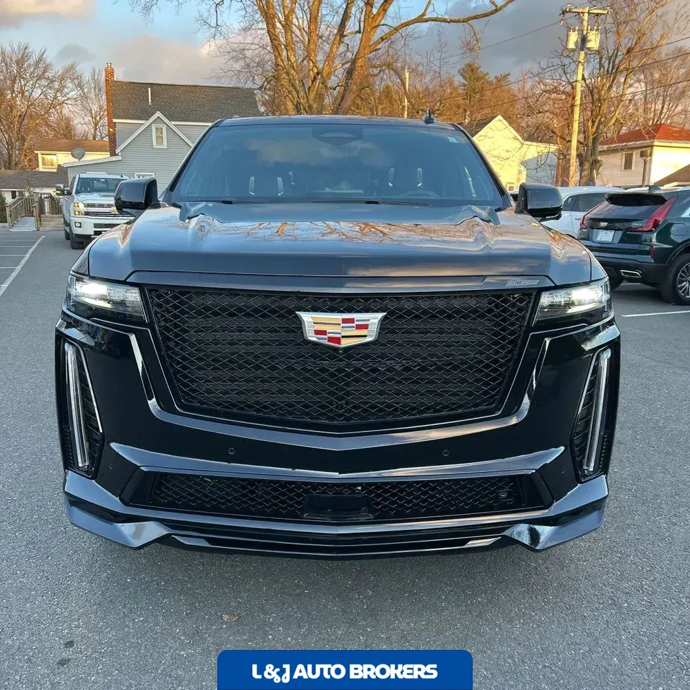 2024 Cadillac Escalade-V ESV Base