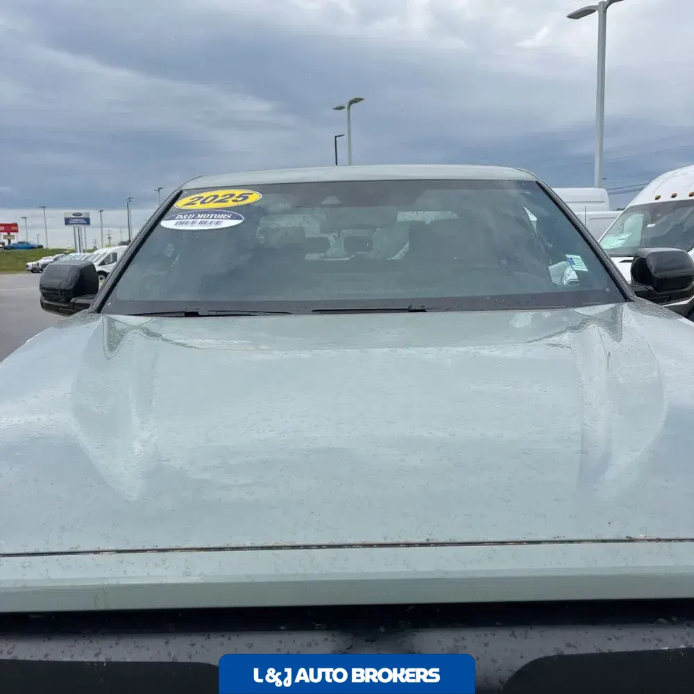 2025 Toyota Tundra Limited HV