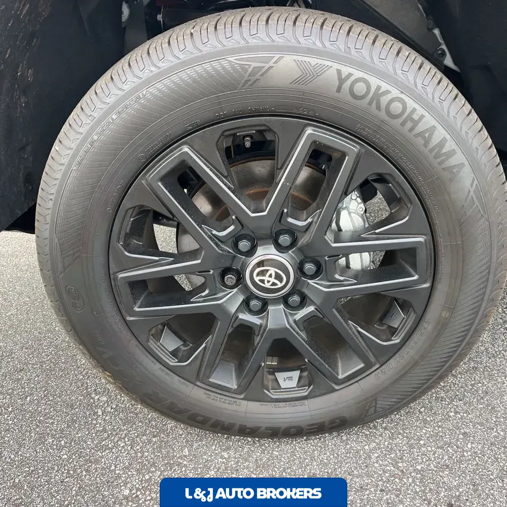 2025 Toyota Tundra Limited HV