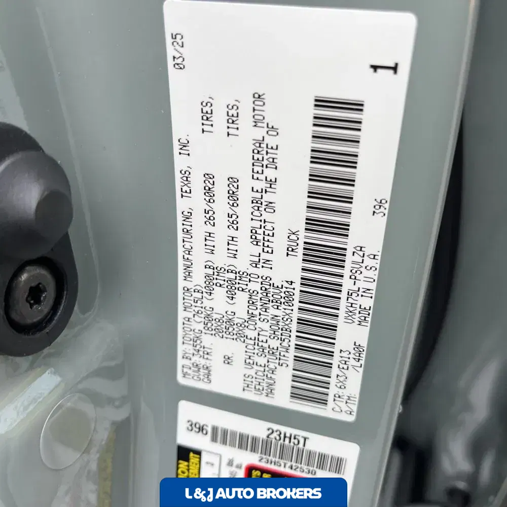 2025 Toyota Tundra Limited HV