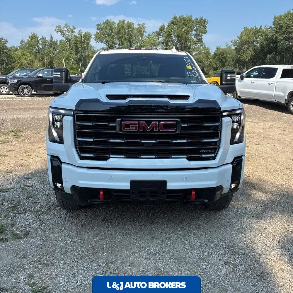 2025 GMC Sierra 2500 AT4