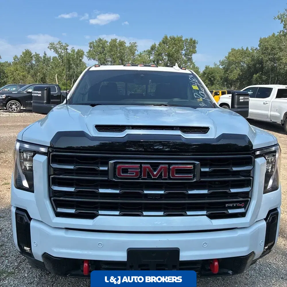 2025 GMC Sierra 2500 AT4