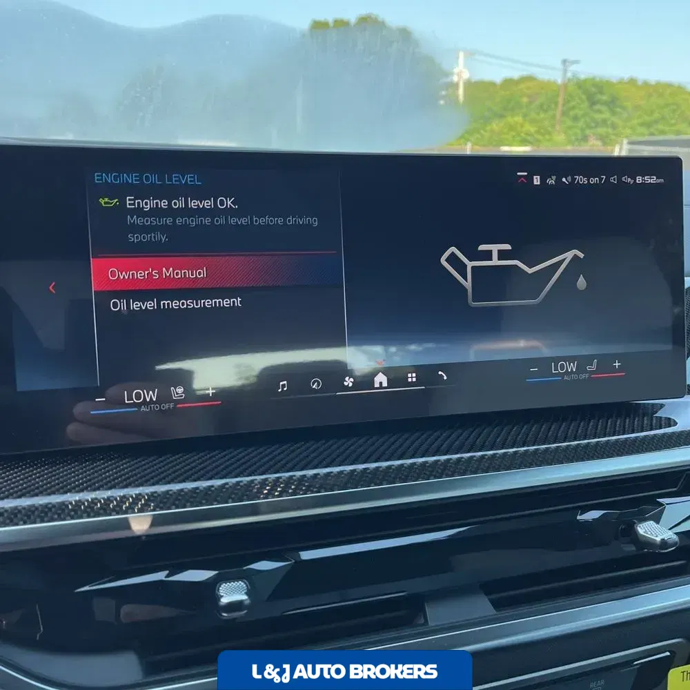 2025 BMW X5 M60i