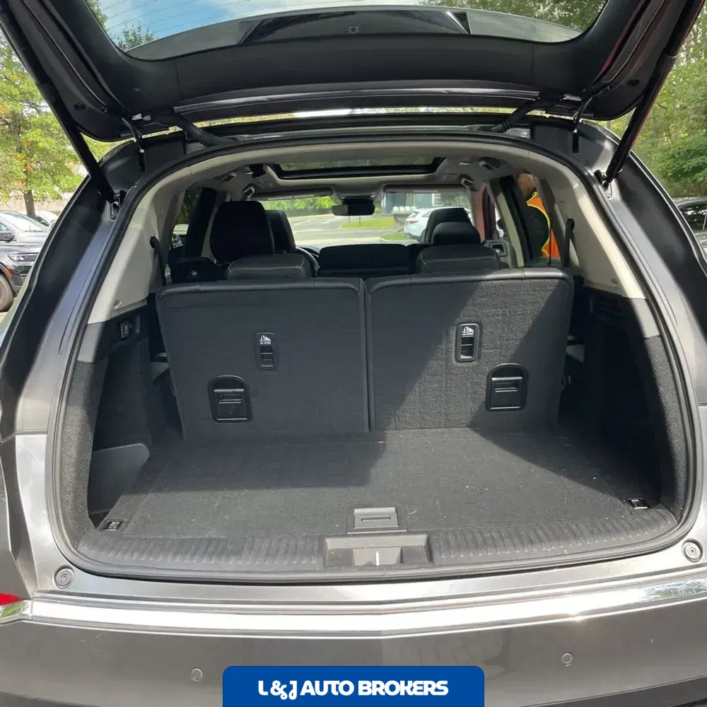 2025 Acura MDX SH-AWD w/Tech