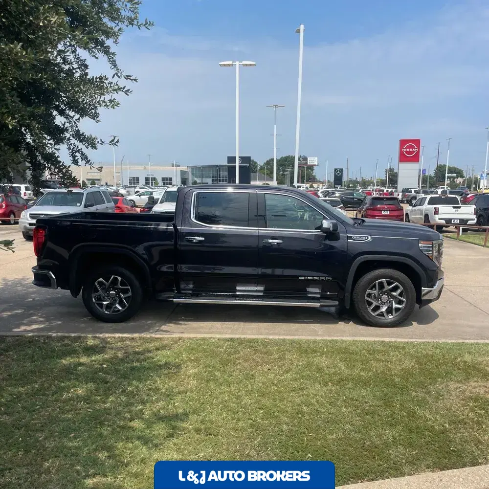2022 GMC Sierra 1500 SLT