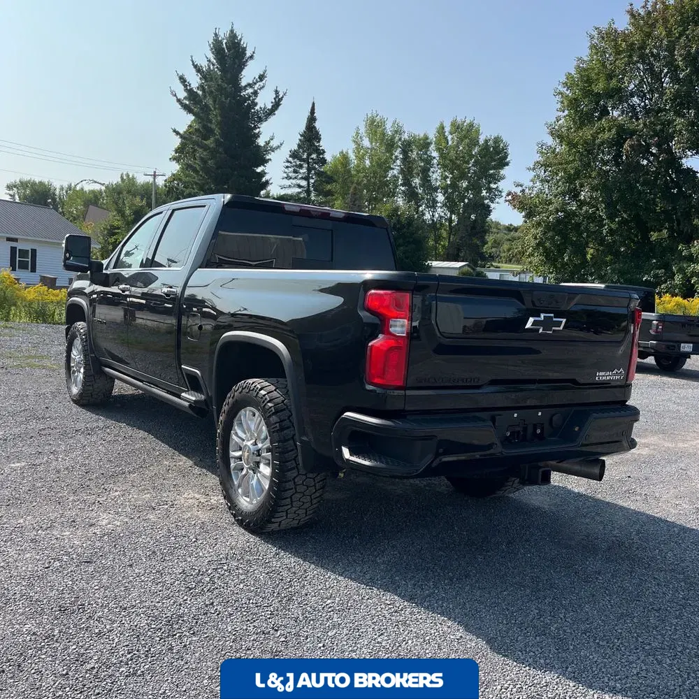 2023 Chevrolet Silverado 2500HD High Country