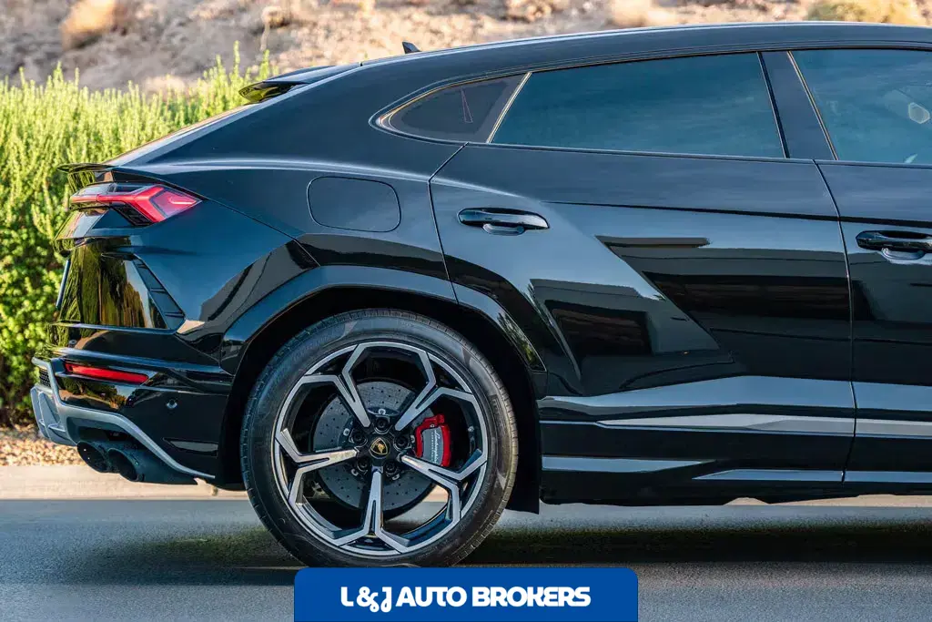 2020 Lamborghini Urus