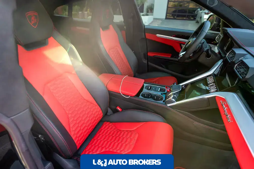 2020 Lamborghini Urus