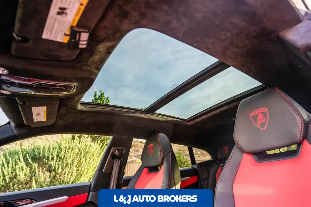 2020 Lamborghini Urus