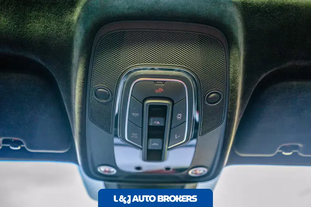 2020 Lamborghini Urus