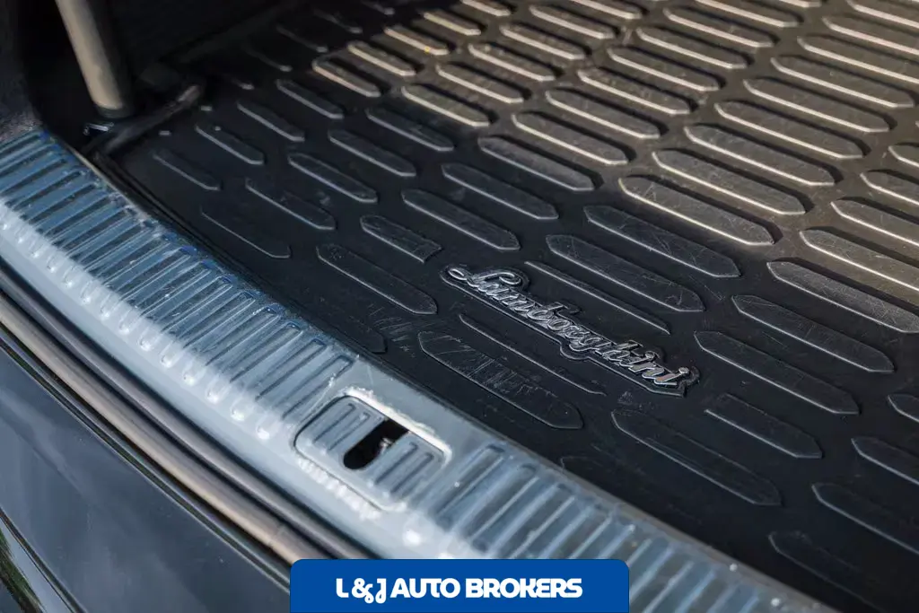 2020 Lamborghini Urus