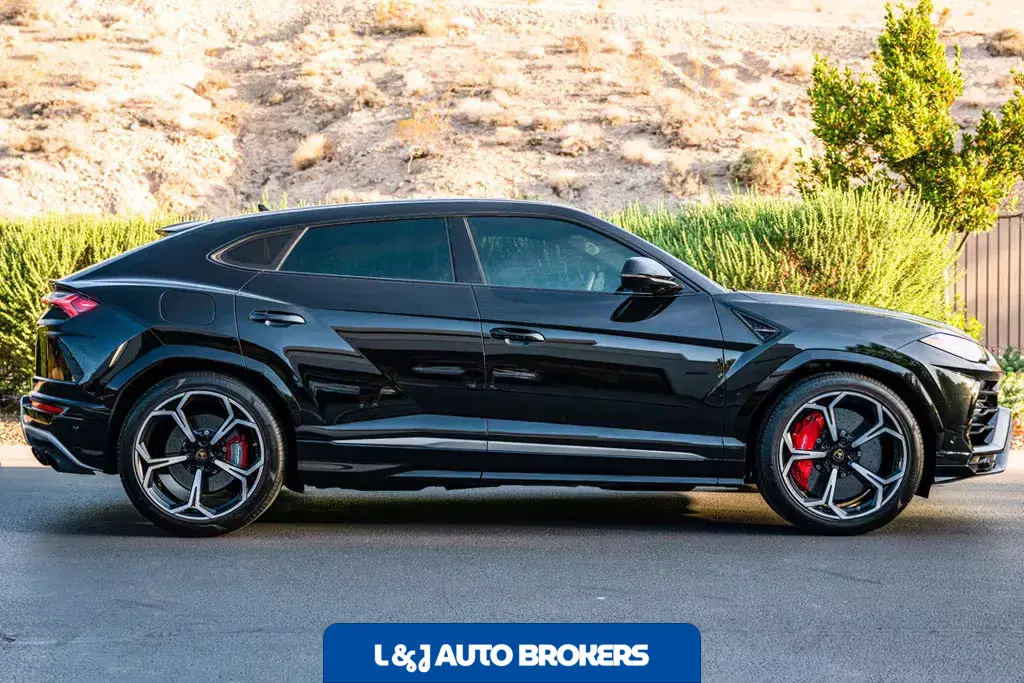 2020 Lamborghini Urus