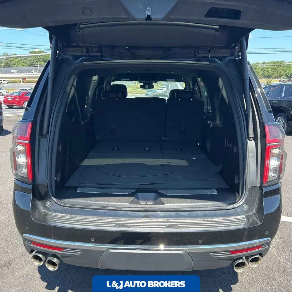 2024 Chevrolet Suburban Premier