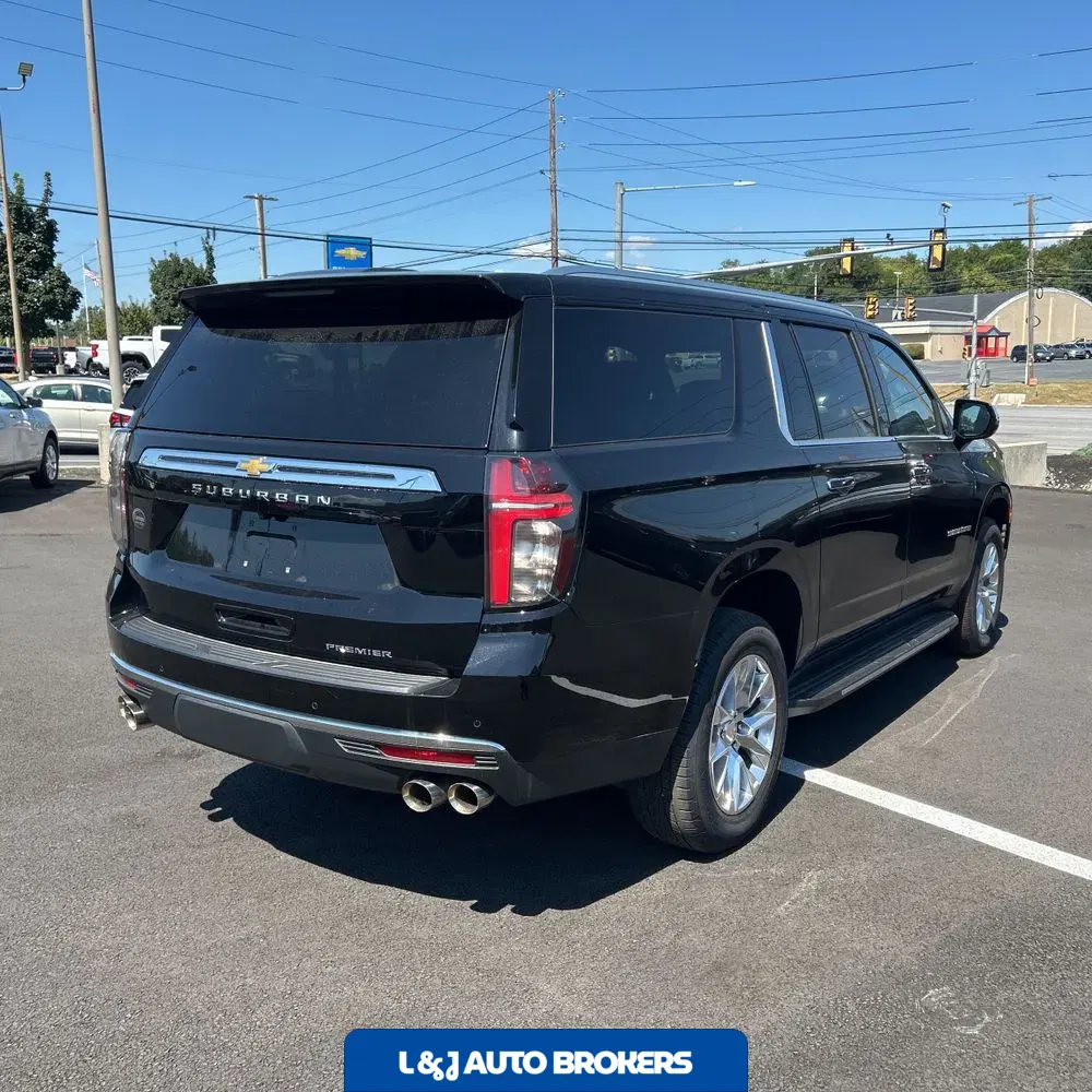 2024 Chevrolet Suburban Premier