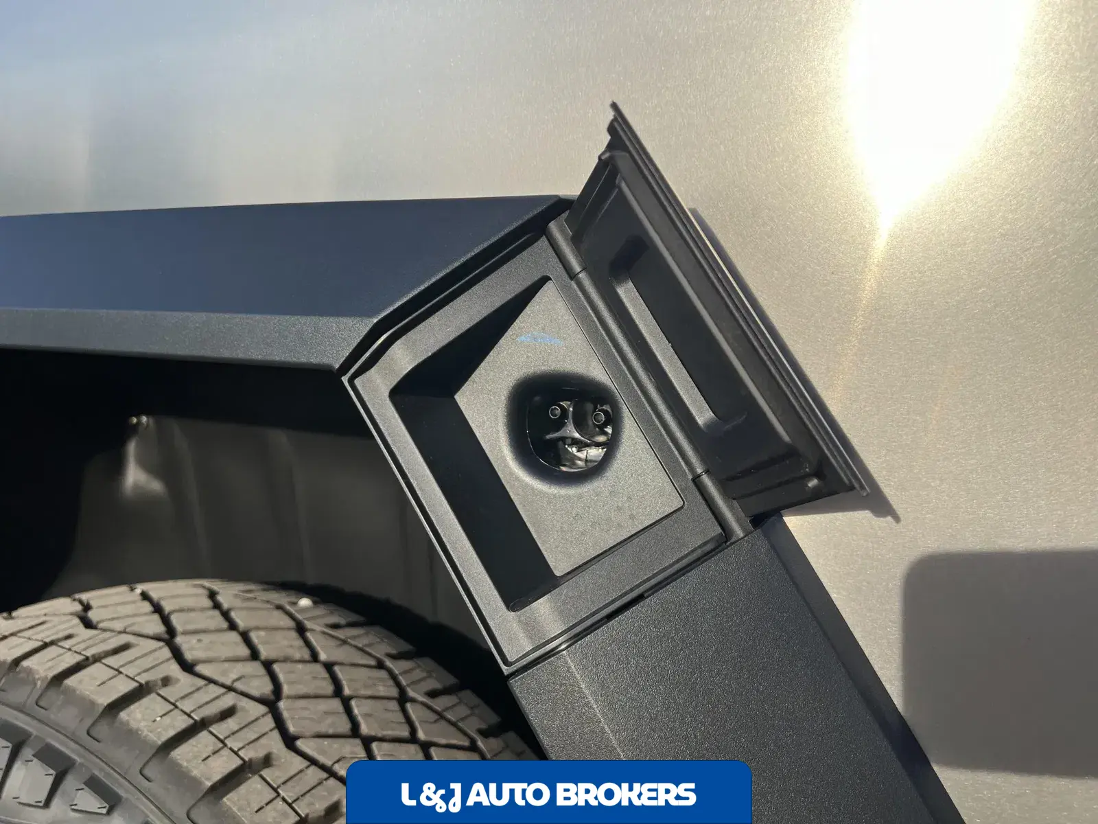 2024 Tesla Cybertruck AWD Foundation Series