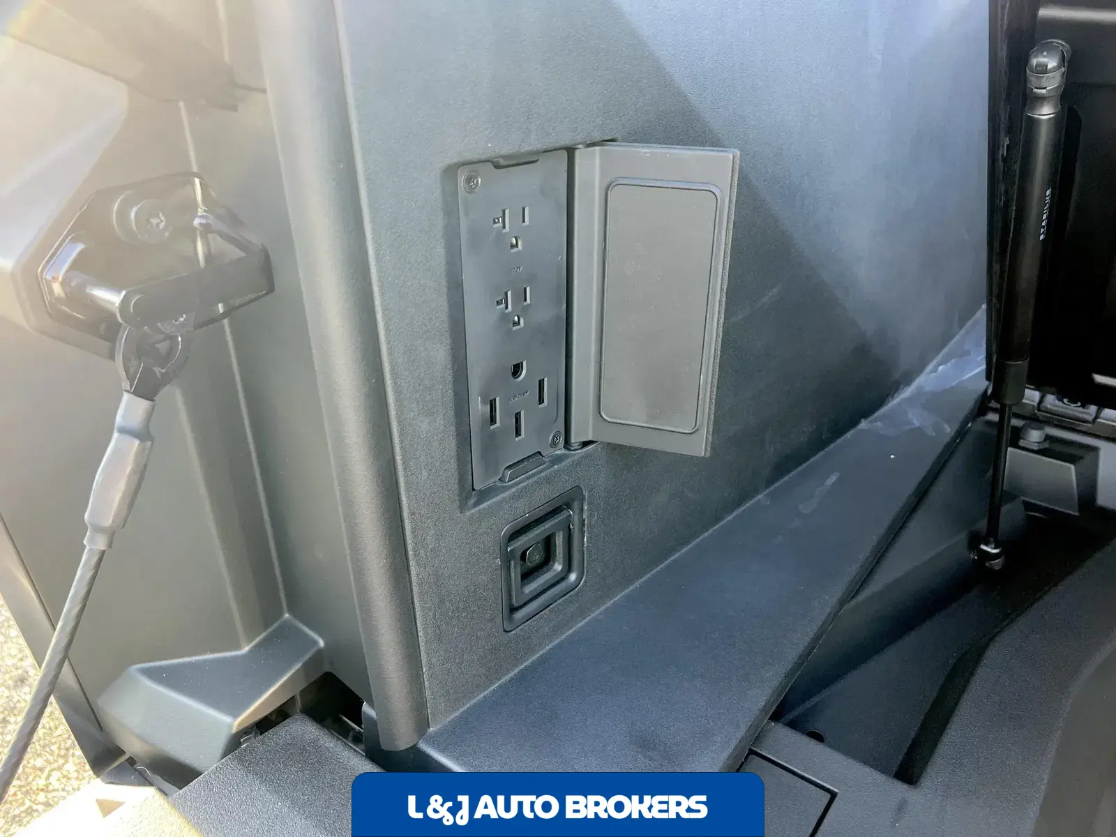 2024 Tesla Cybertruck AWD Foundation Series