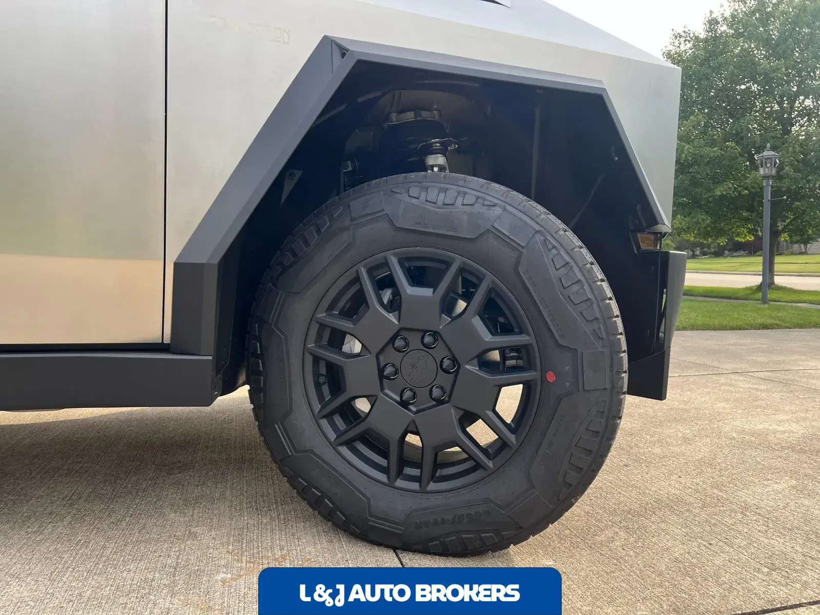 2024 Tesla Cybertruck AWD Foundation Series