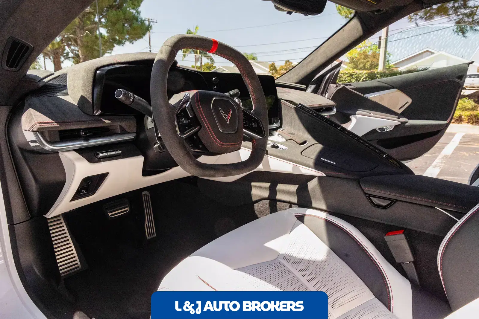 2023 Chevrolet Corvette Stingray Coupe 3LT Z51 70th Anniversary Edition