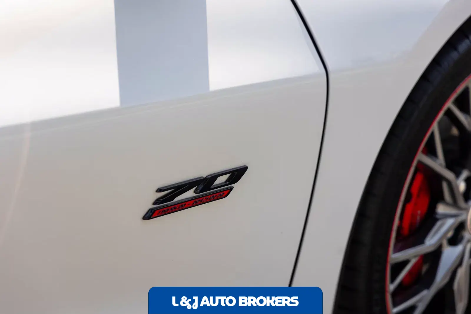 2023 Chevrolet Corvette Stingray Coupe 3LT Z51 70th Anniversary Edition