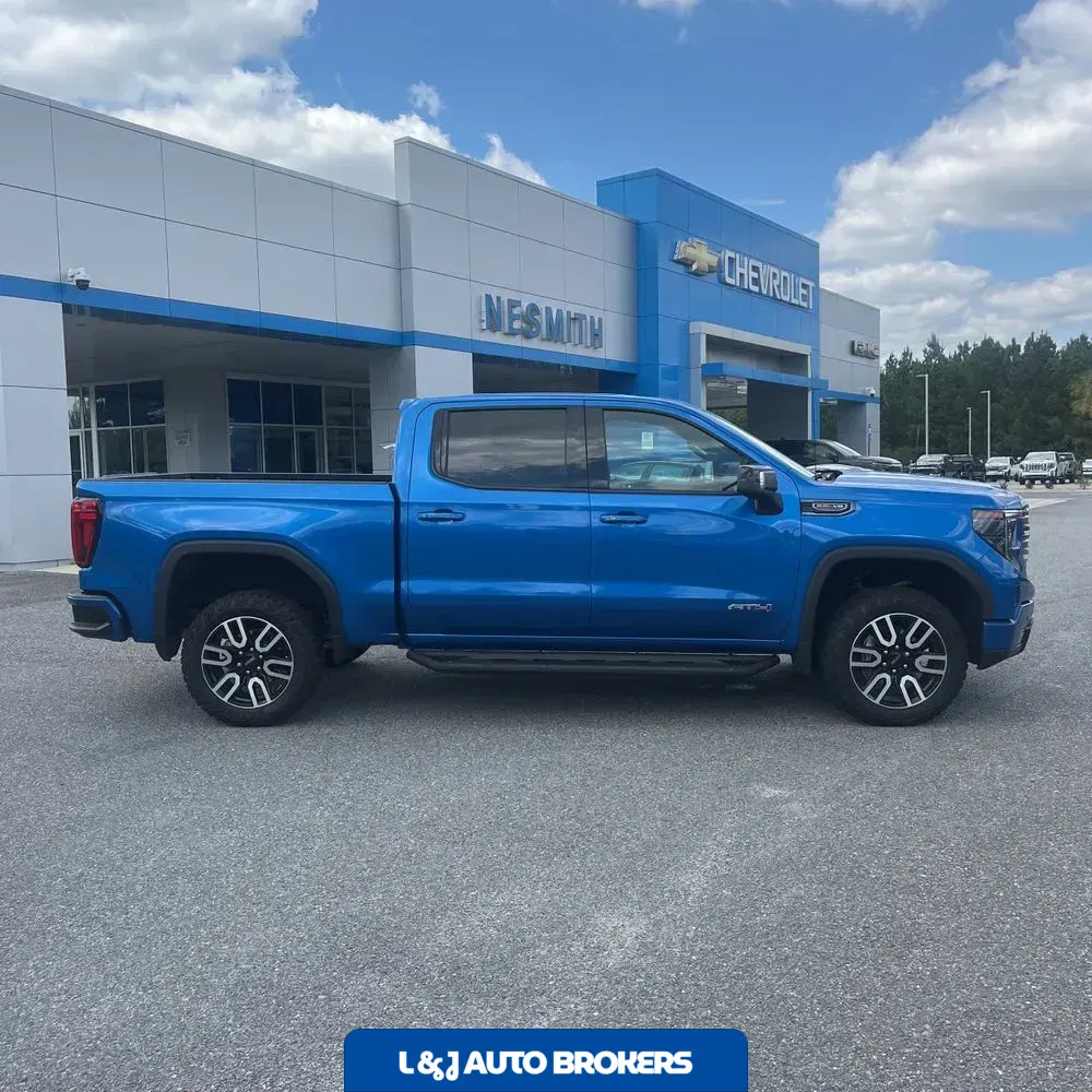 2024 GMC Sierra 1500 AT4
