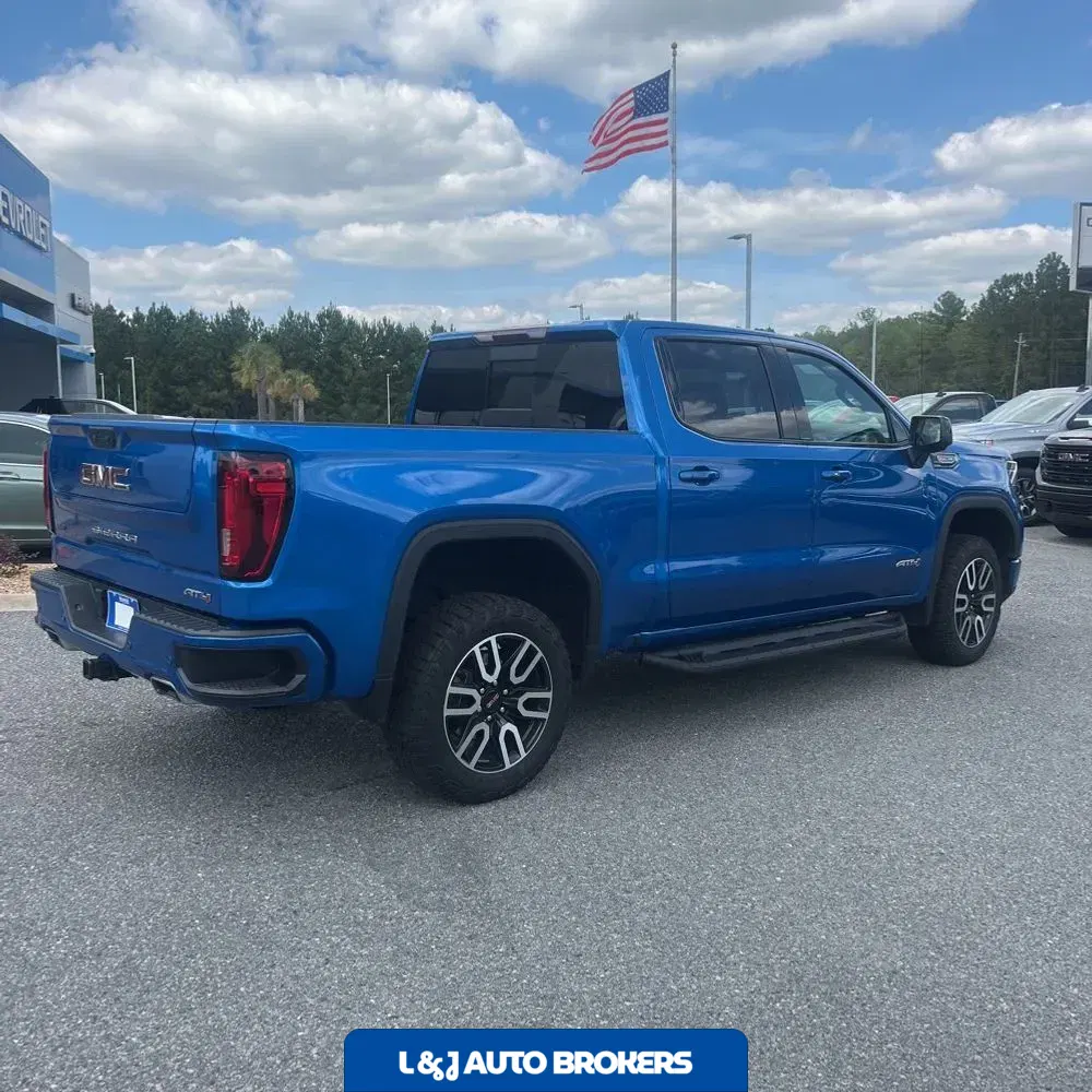 2024 GMC Sierra 1500 AT4