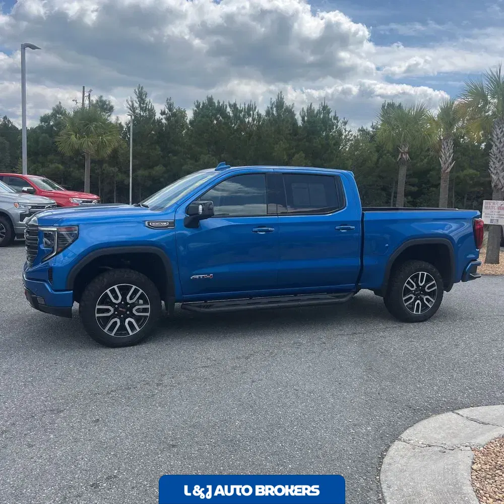 2024 GMC Sierra 1500 AT4