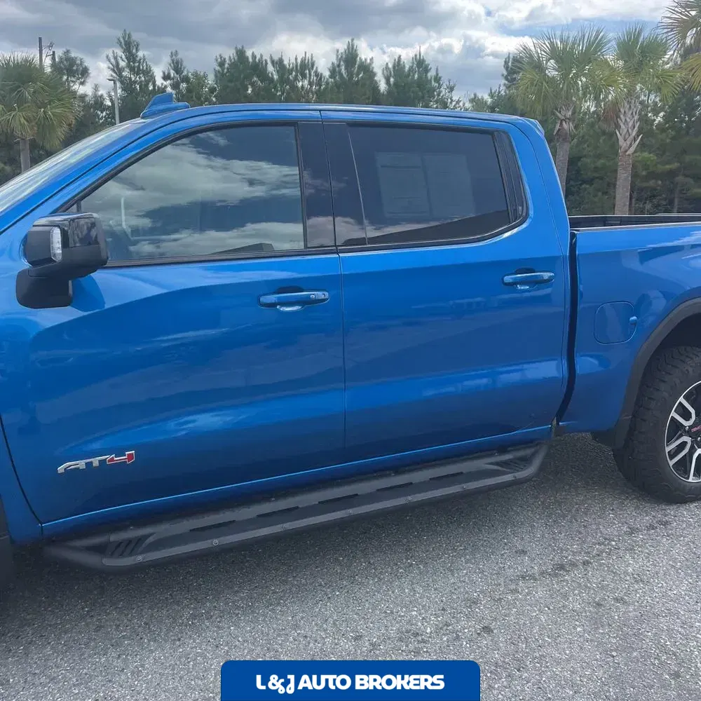 2024 GMC Sierra 1500 AT4