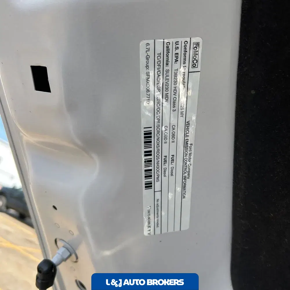 2025 Ford F-450 Super Duty Platinum