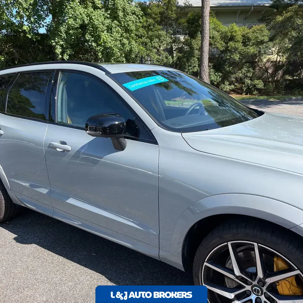 2025 Volvo XC60 T8 - Polestar PHEV