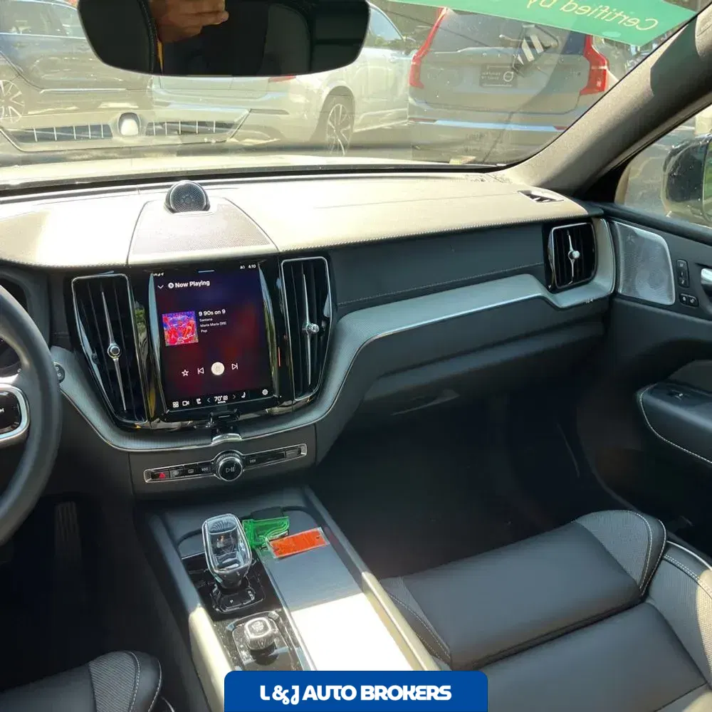 2025 Volvo XC60 T8 - Polestar PHEV