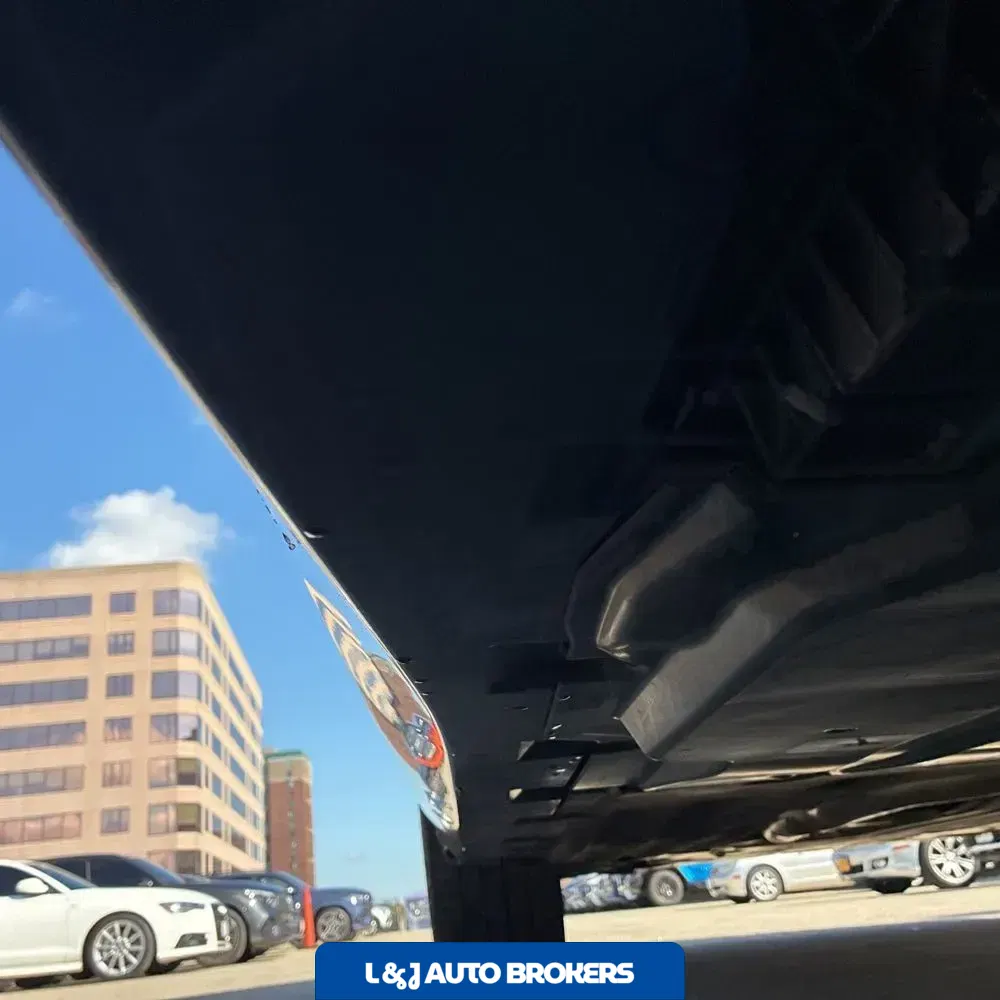 2023 BMW X7 M60i