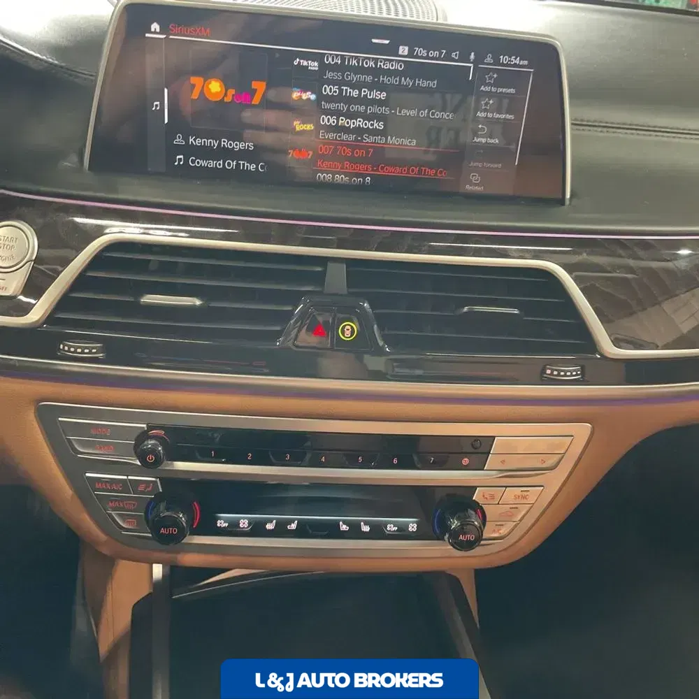 2022 BMW 7-Series 750xi
