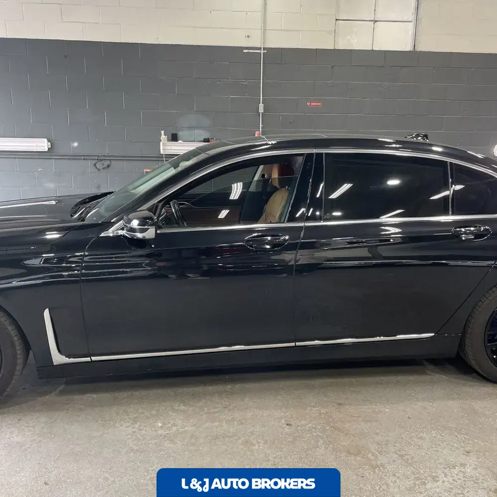 2022 BMW 7-Series 750xi