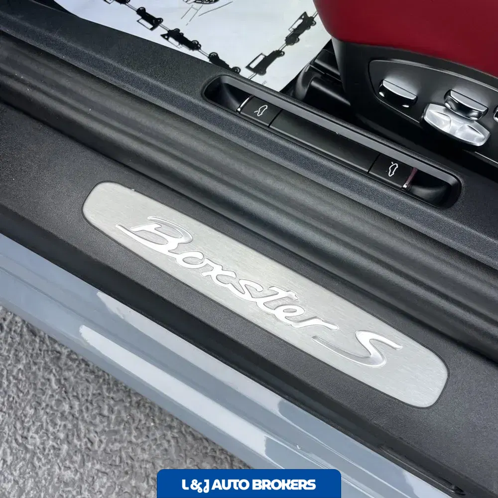 2023 Porsche 718 Boxster S