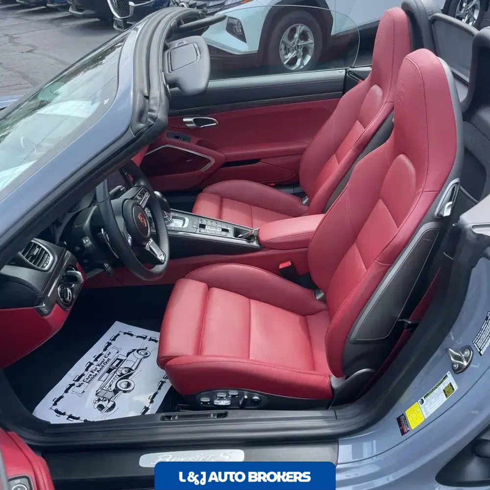 2023 Porsche 718 Boxster S