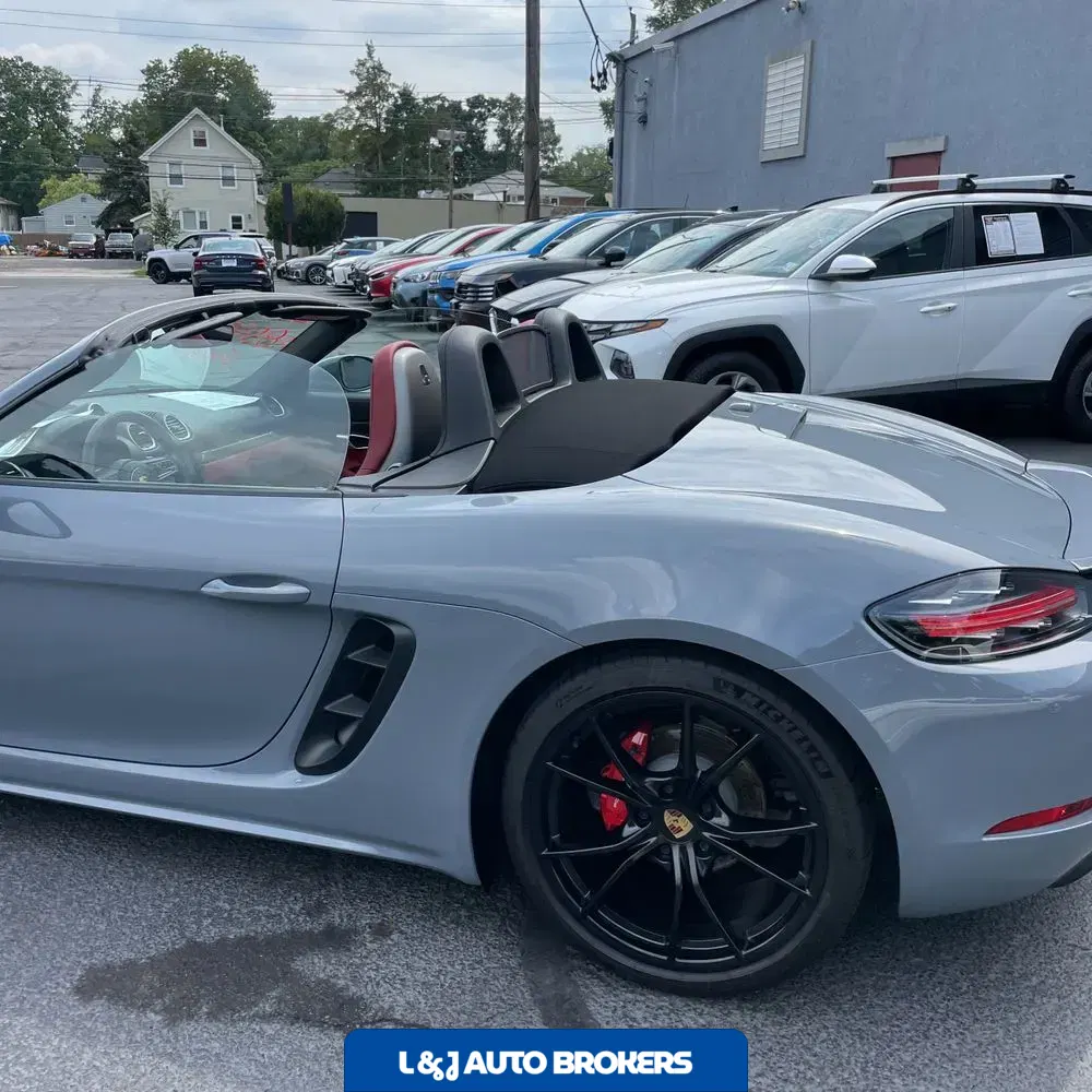 2023 Porsche 718 Boxster S