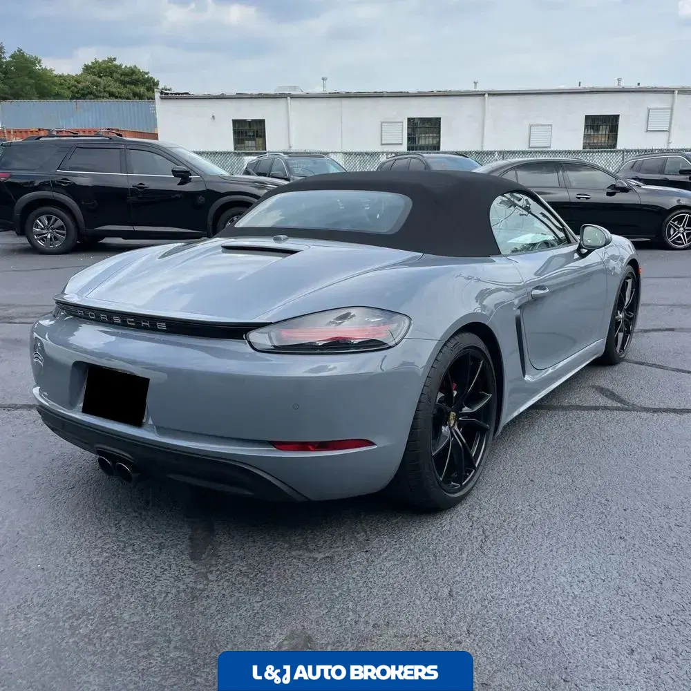2023 Porsche 718 Boxster S