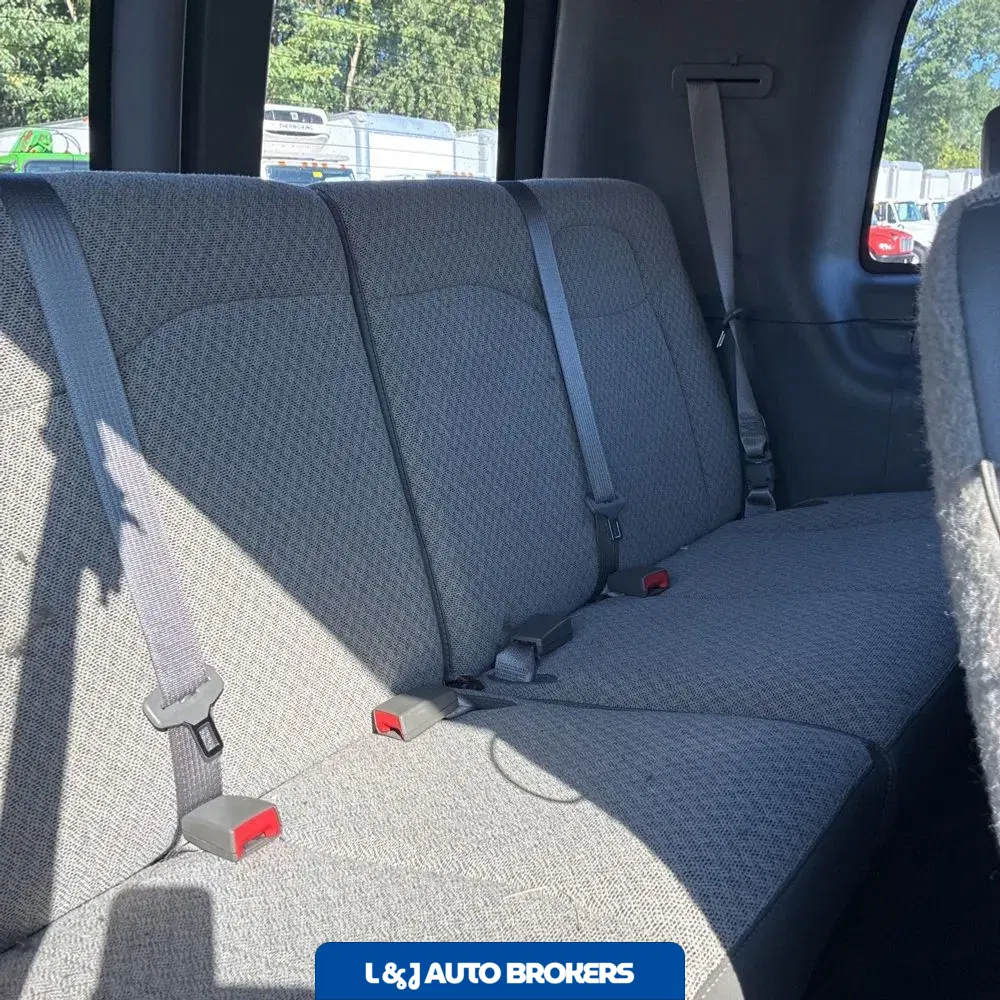 2024 Chevrolet Express LS 3500