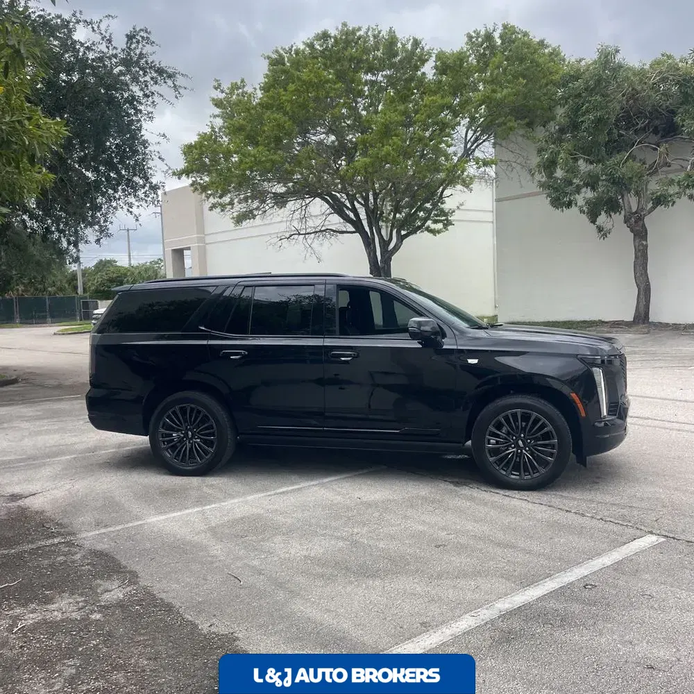 2025 Cadillac Escalade Sport Platinum