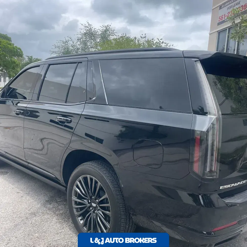 2025 Cadillac Escalade Sport Platinum
