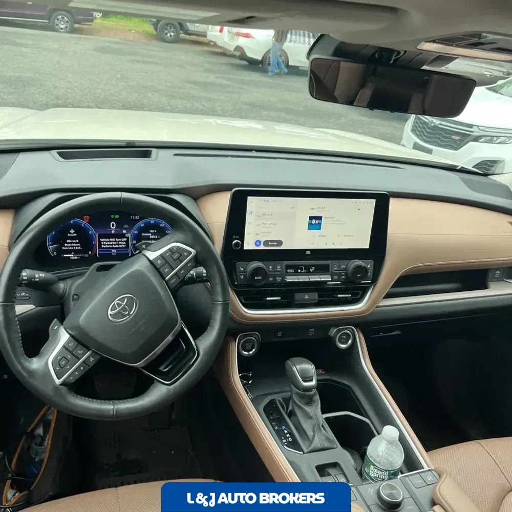 2024 Toyota Grand Highlander Platinum