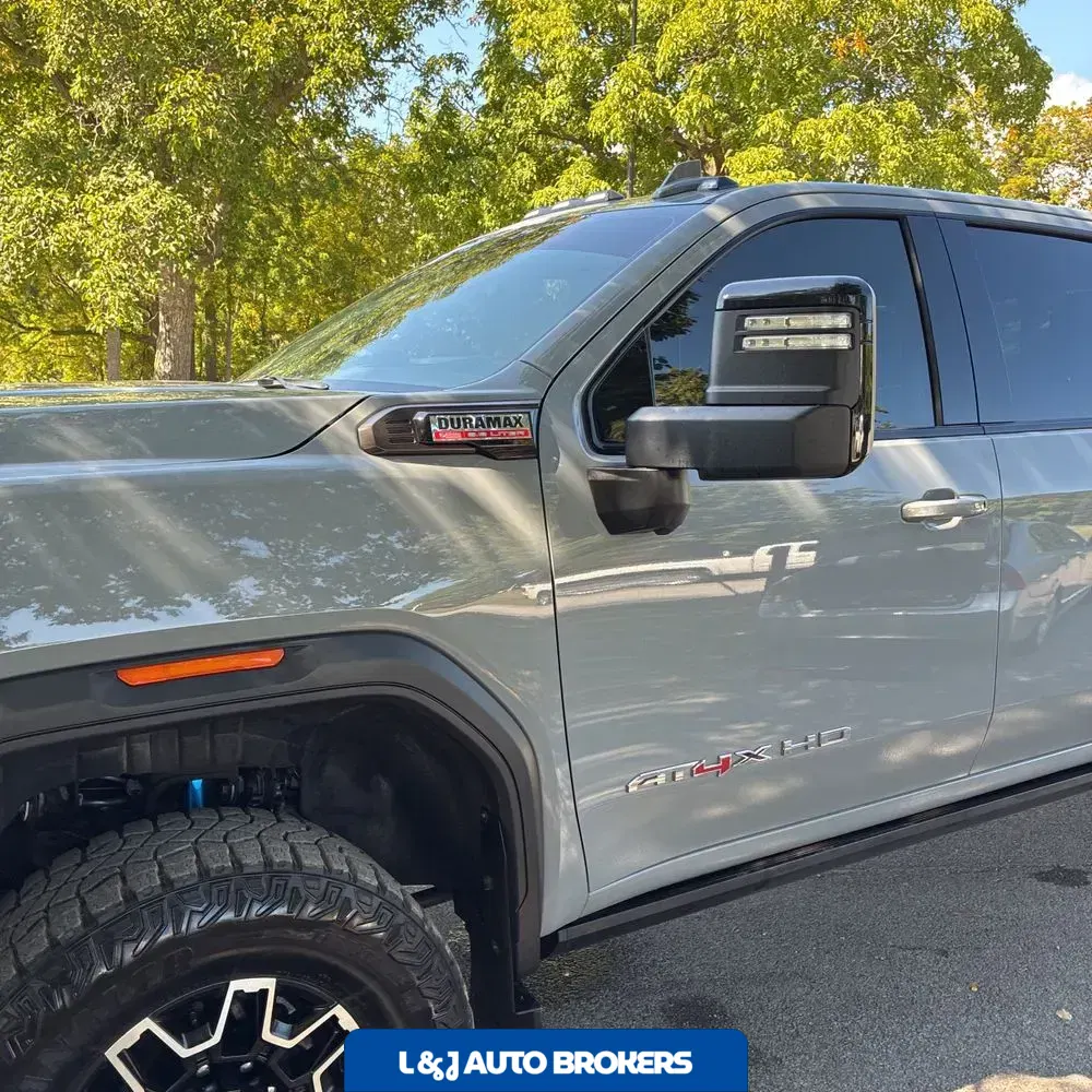 2025 GMC Sierra 2500 AT4X