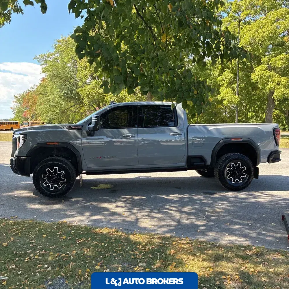 2025 GMC Sierra 2500 AT4X