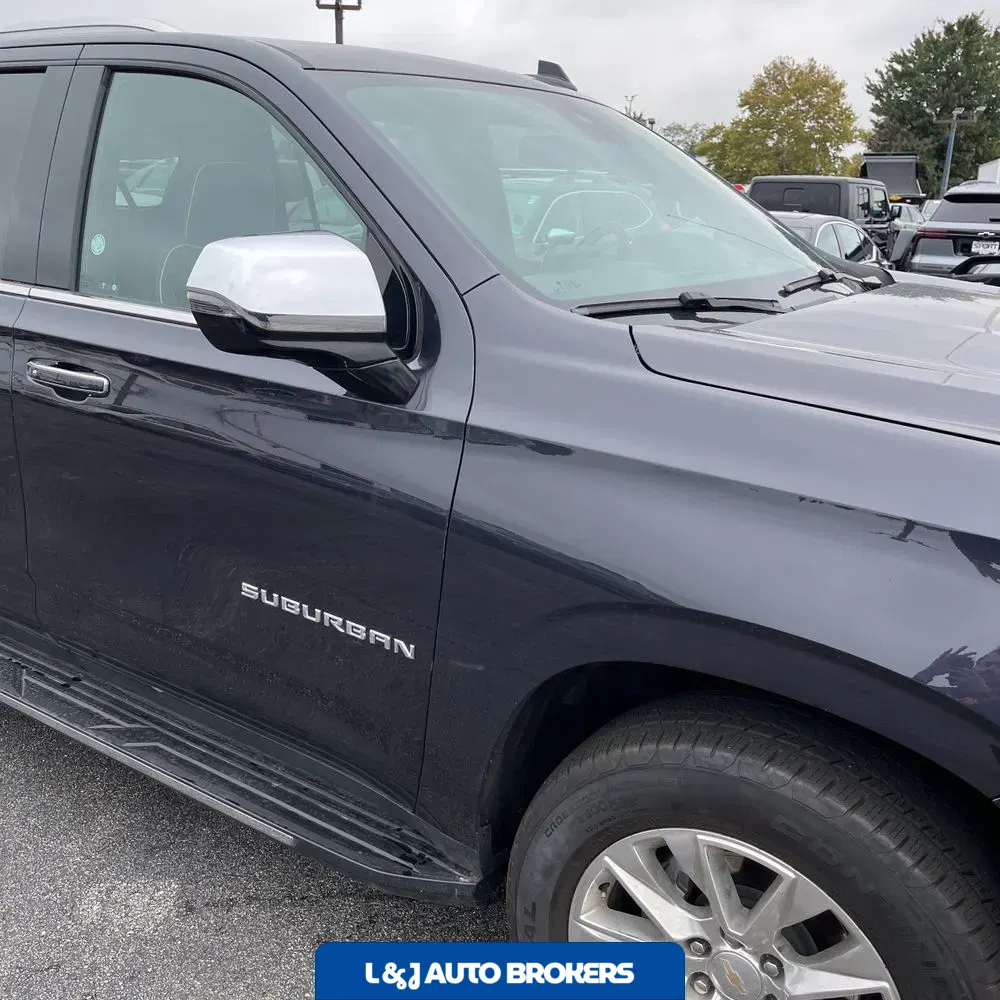 2023 Chevrolet Suburban Premier