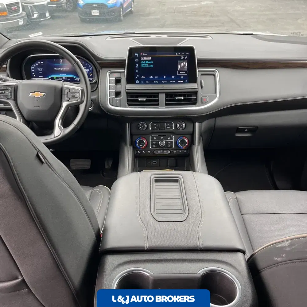 2023 Chevrolet Suburban Premier