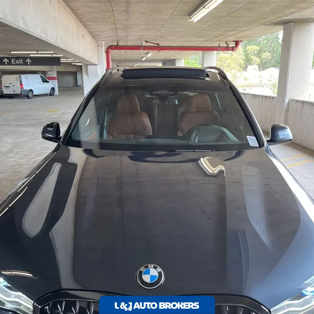 2022 BMW X7 M50i