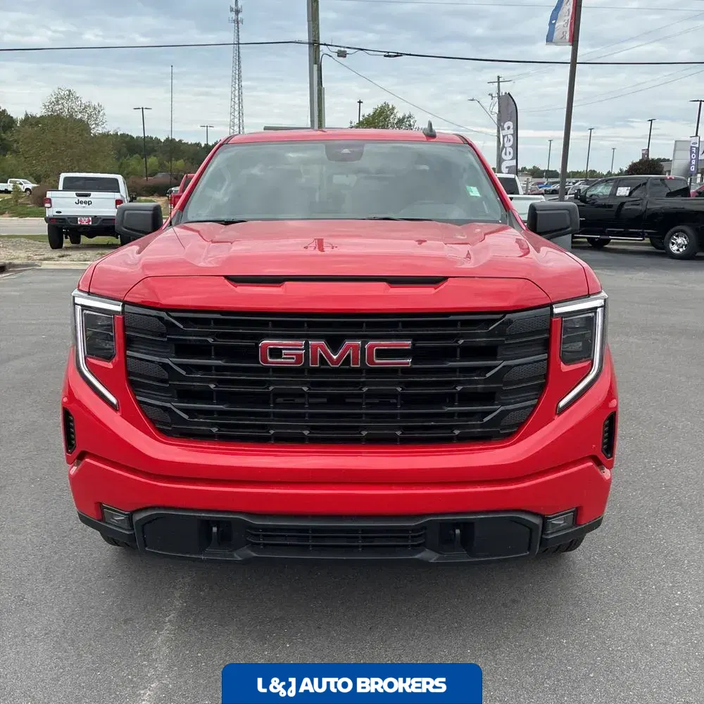 2025 GMC Sierra 1500 Elevation Standard