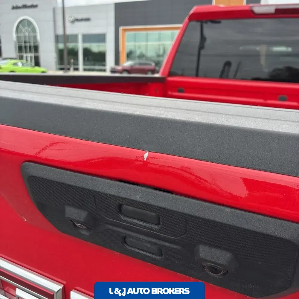 2025 GMC Sierra 1500 Elevation Standard