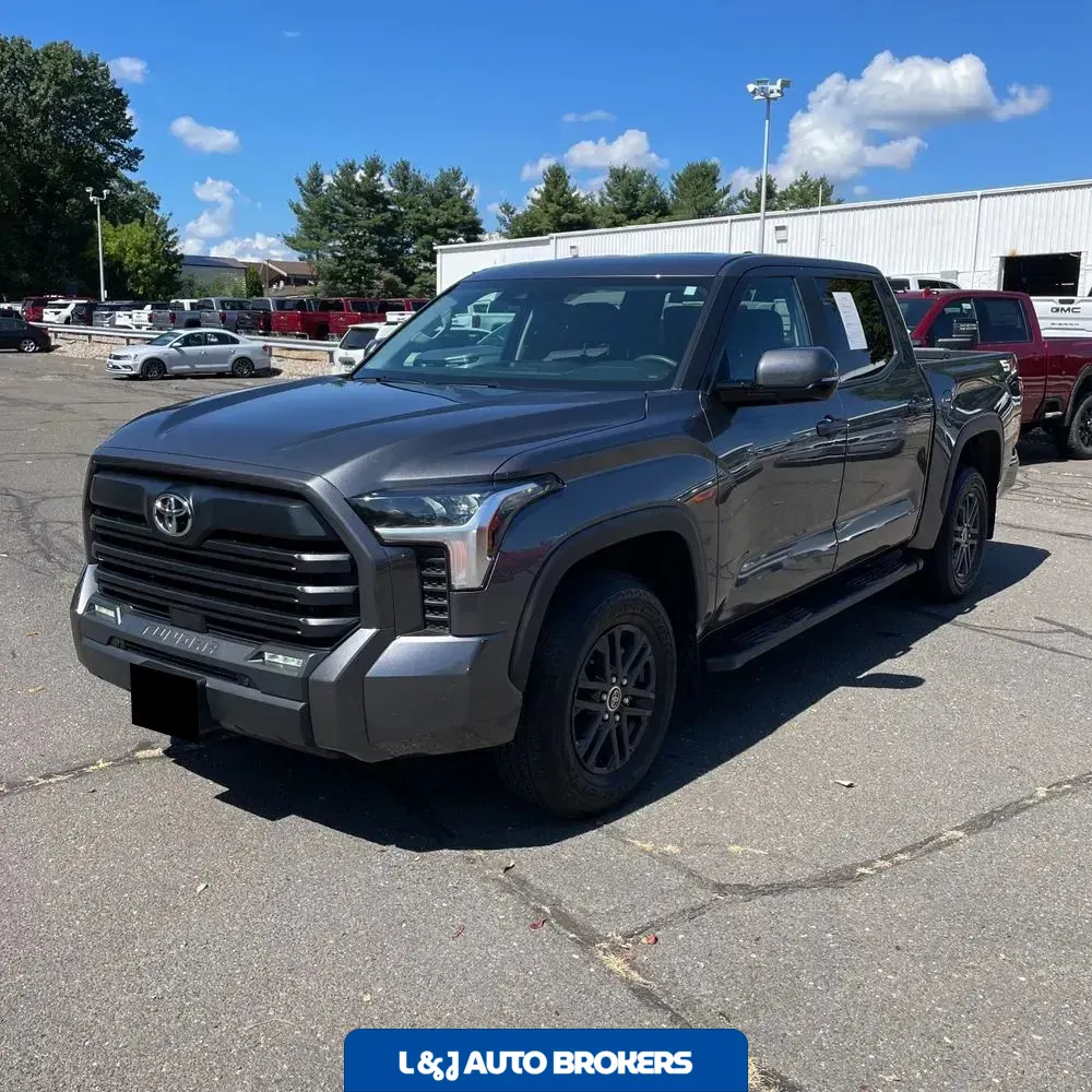 2024 Toyota Tundra SR5