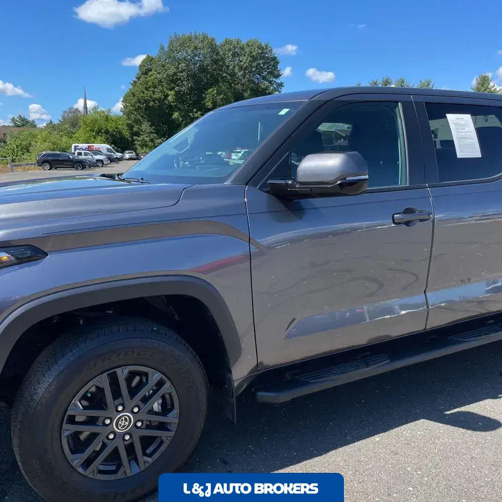 2024 Toyota Tundra SR5